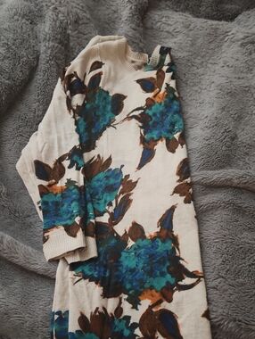 The Limited Floral Knit Top
